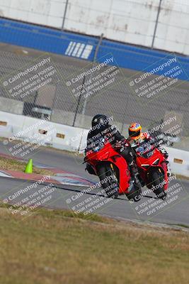 media/Nov-26-2022-Fastrack Riders (Sat) [[b001e85eef]]/Level 1/Session 3 Outside Turn 9/